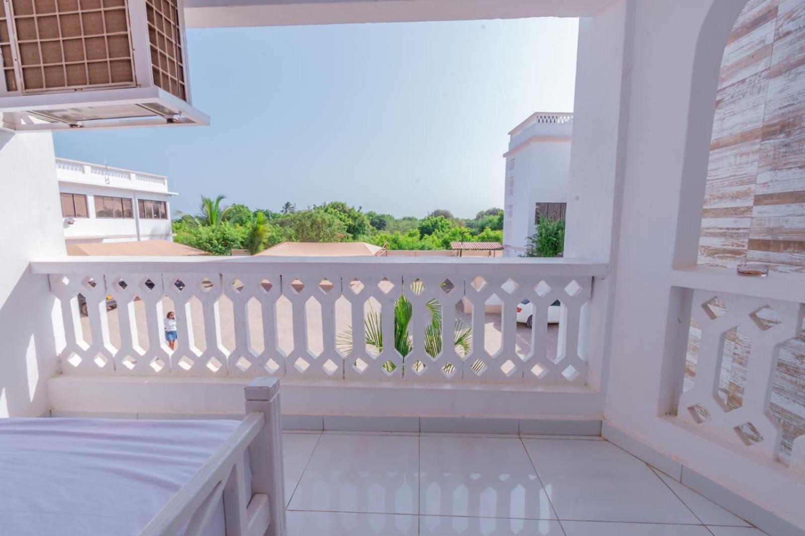 Leomilo Holidays Diani Beach Bagian luar foto
